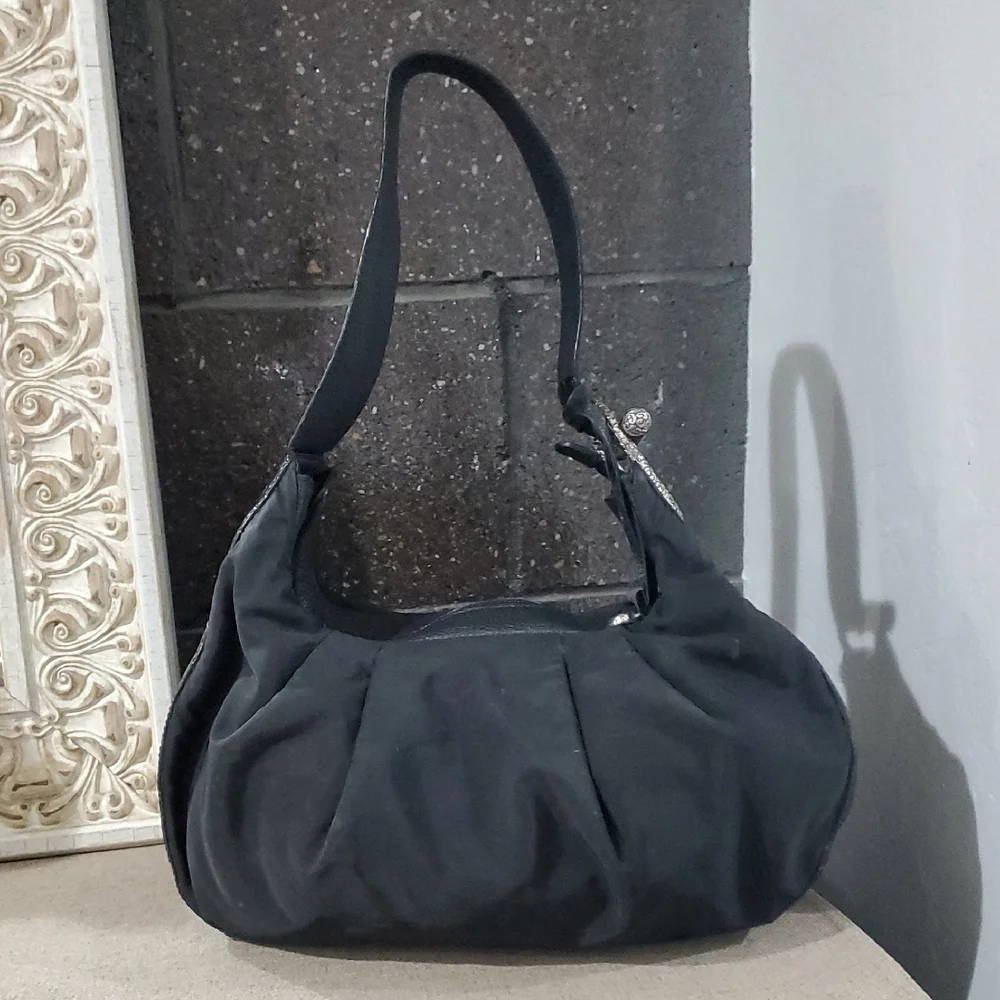 Brighton chic black